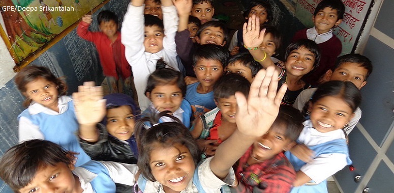 Primary school children in Madhya Pradesh, India