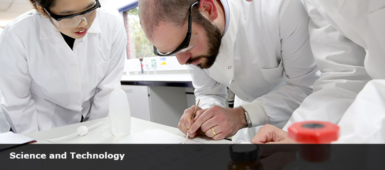 students working in the lab